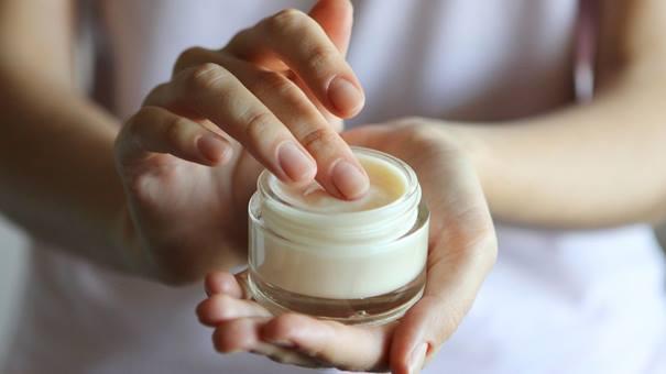 tinédzserek bőrápolása , akné, pattanás, bőráplás, krémek - dermaonline.hu tinédzserek bőrápolása , akné, pattanás, bőráplás, krémek - dermaonline.hu