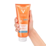 Kép 2/4 - Vichy Capital Soleil Beach Protect Hidratáló naptej arcra és testre SPF50+